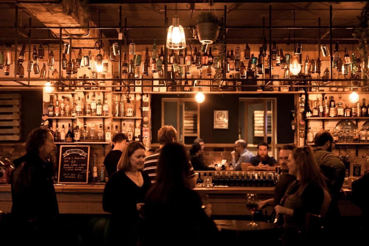 Central Club Hotel Melbourne Eksteriør billede